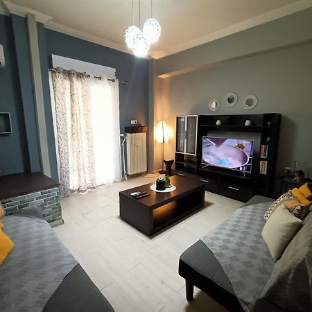 Couple'S Escape Apartment Athens Ngoại thất bức ảnh