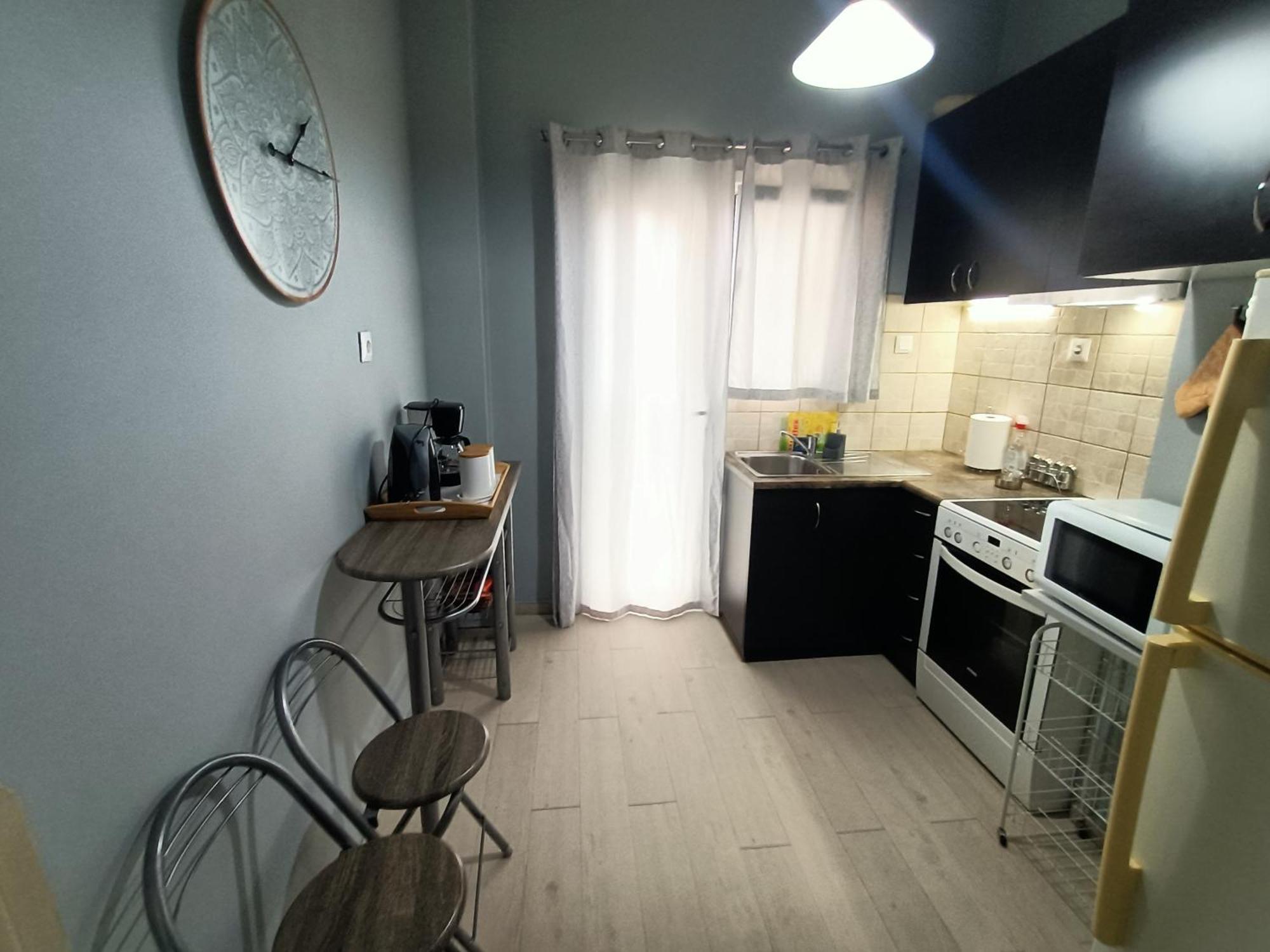 Couple'S Escape Apartment Athens Ngoại thất bức ảnh