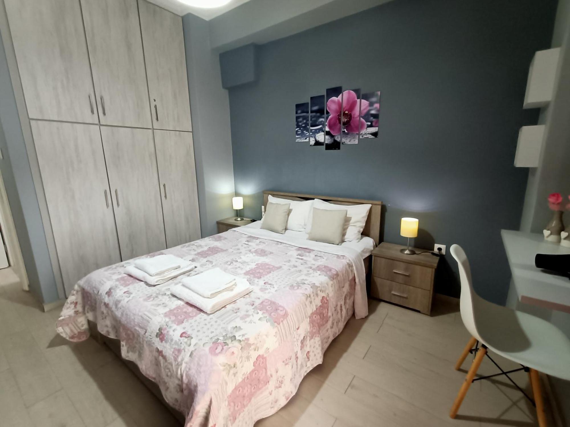 Couple'S Escape Apartment Athens Ngoại thất bức ảnh