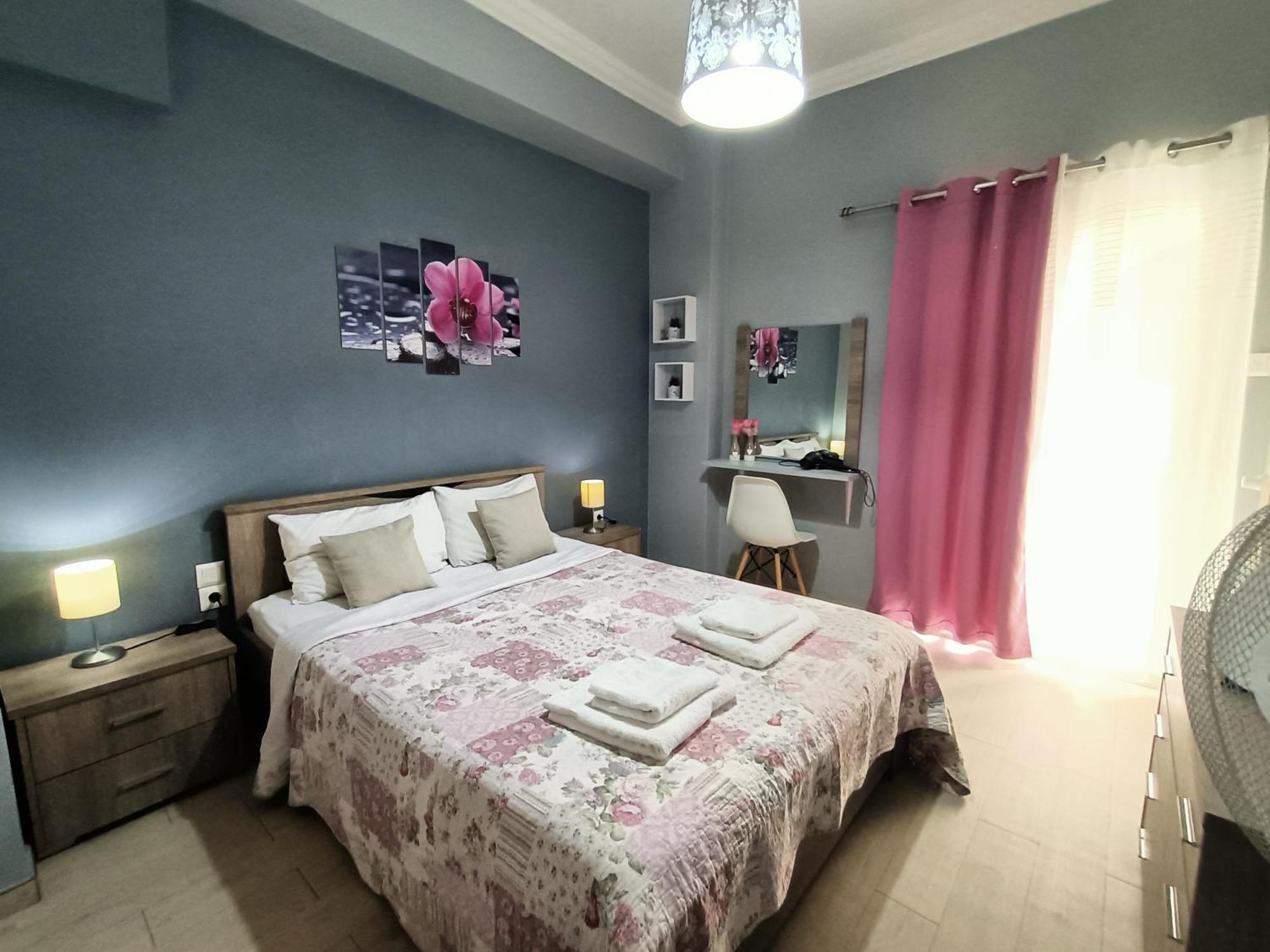Couple'S Escape Apartment Athens Ngoại thất bức ảnh