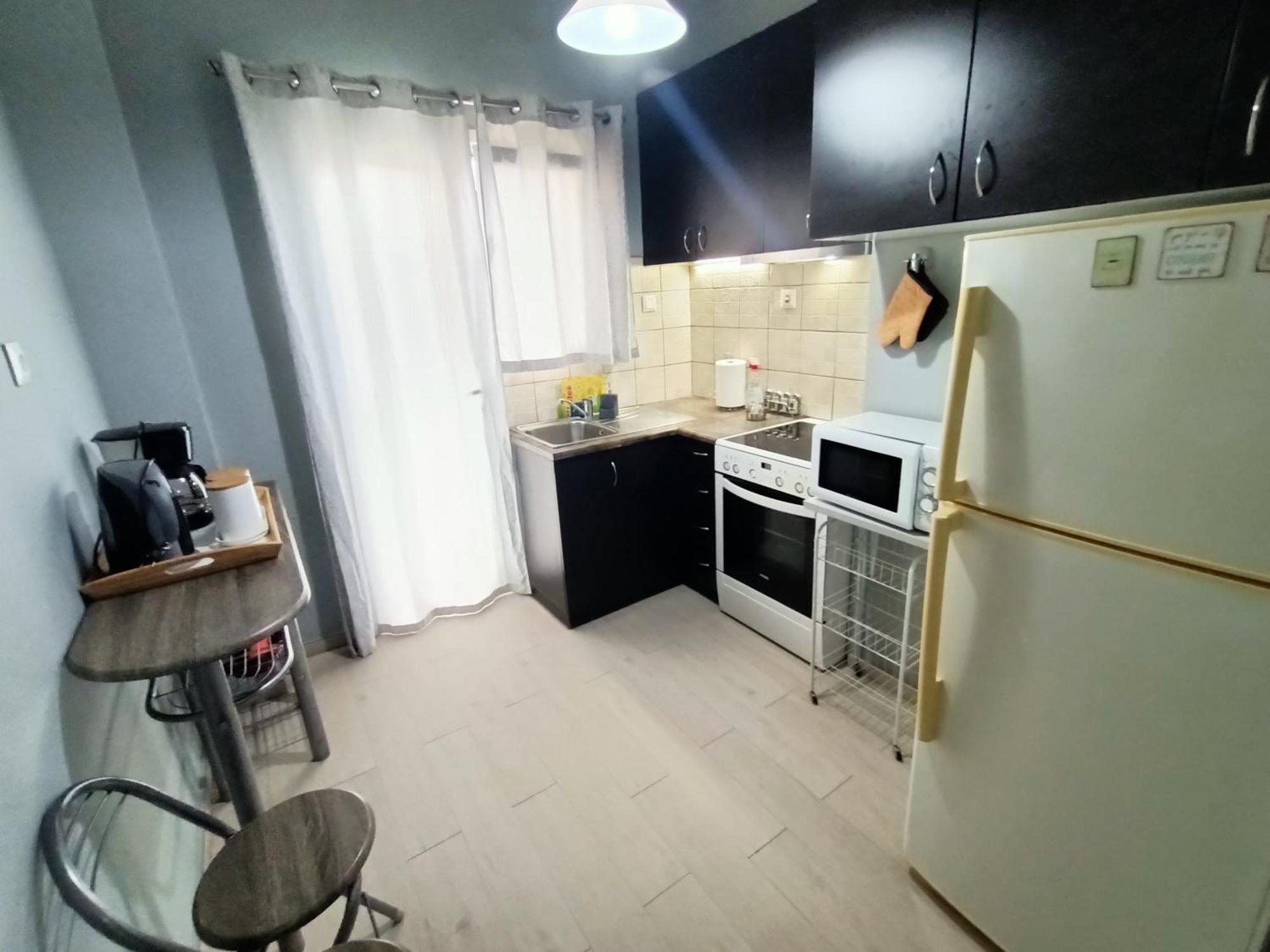 Couple'S Escape Apartment Athens Ngoại thất bức ảnh